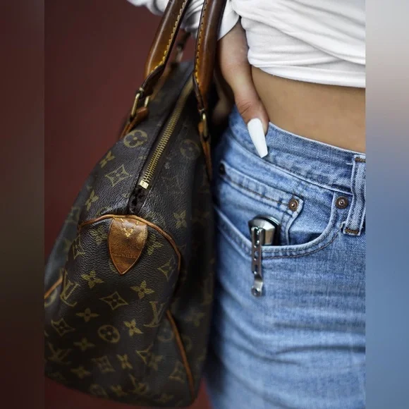 Louis Vuitton Speedy Bag✨ - Picture 5 of 13